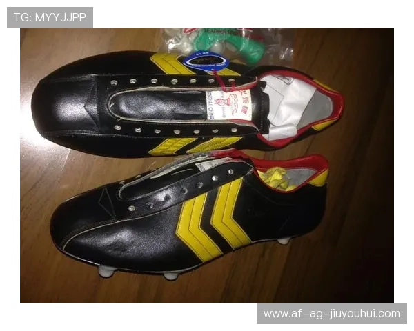 探秘金杯罗经典足球鞋背后的设计灵感与全面运动表现优势解析深度 探秘金杯罗经典足球鞋背后的设计灵感与全面运动表现优势解析深度